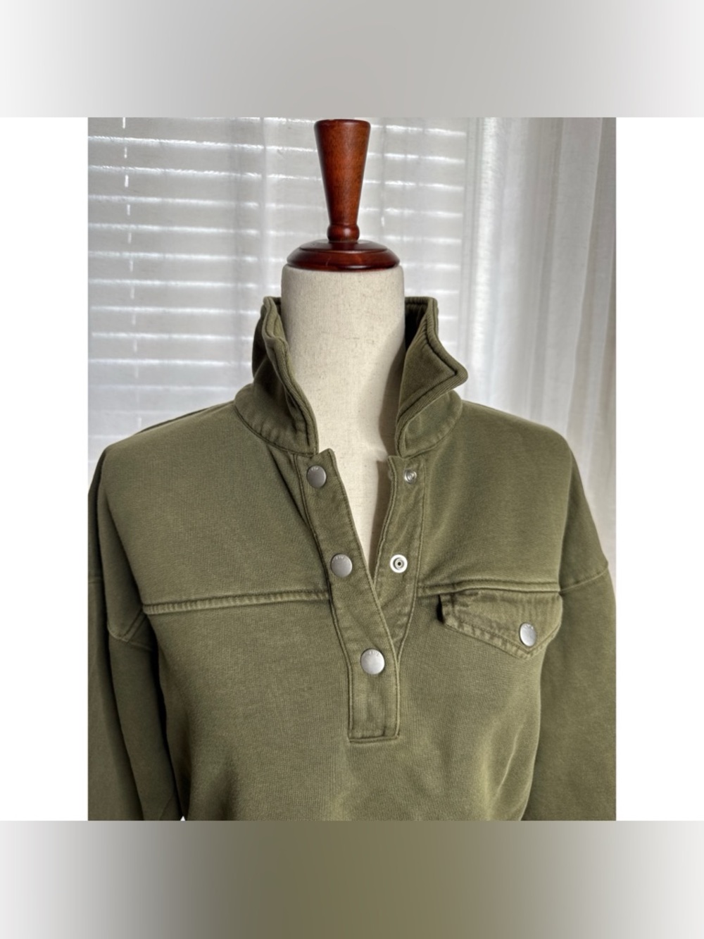 Frame Polo Henley Sweatshirt Size Medium in Surplus Green - Picture 3 of 9